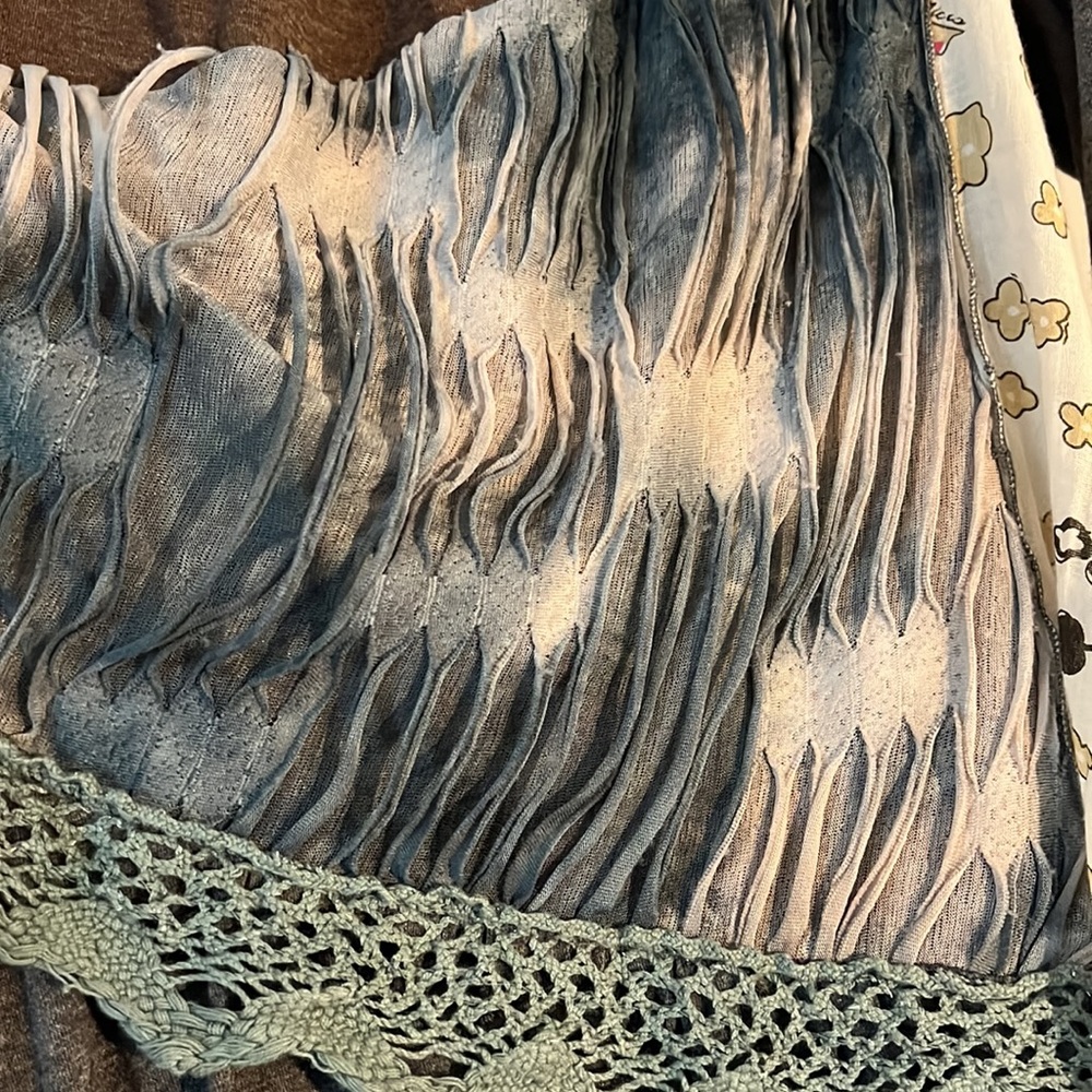 The Pyramid Collection Tunic Top Mixed Fabrics - Picture 4 of 8